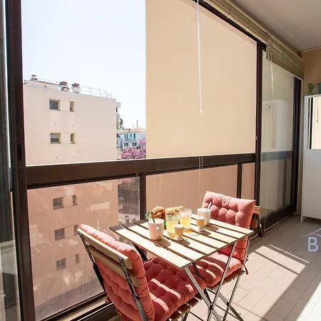 Bright Pied-a-terre Wilsonantibes Appartement